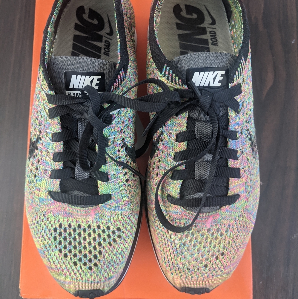Nike Flyknit racers